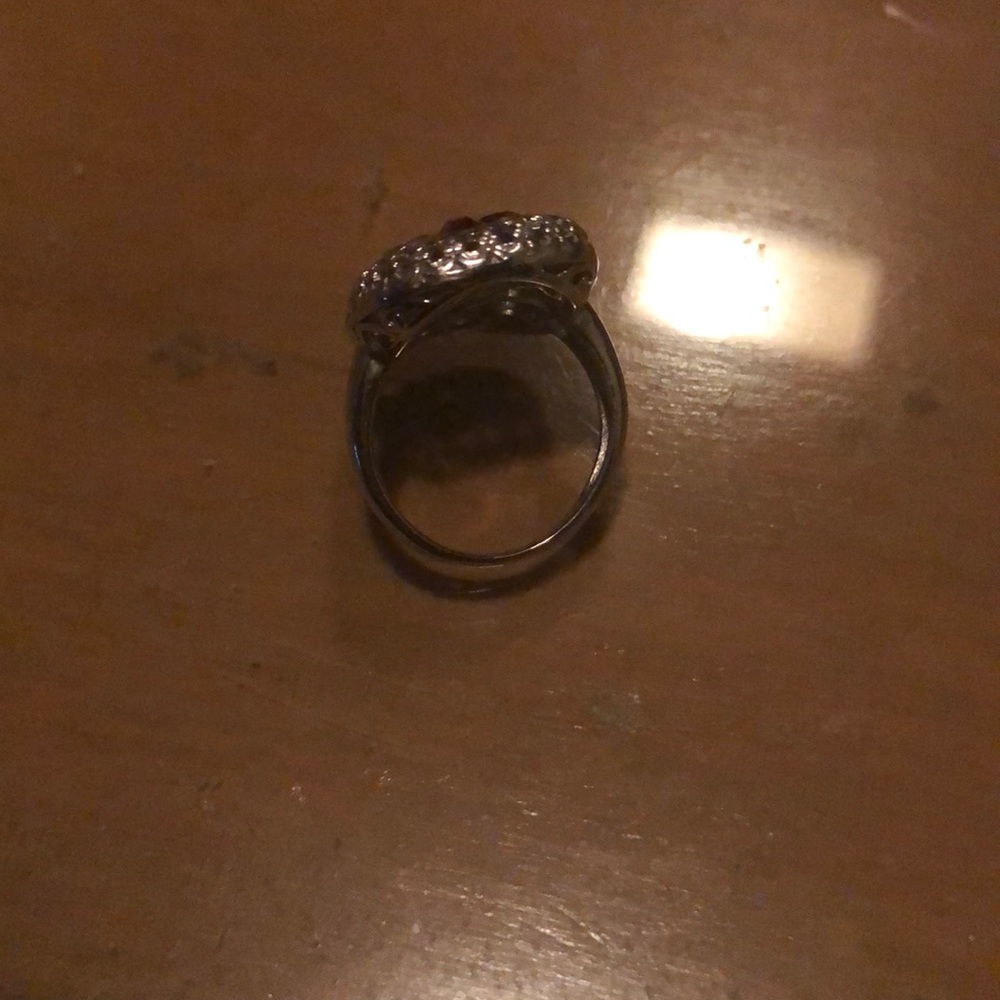 Silver ring - Picture 2 of 2